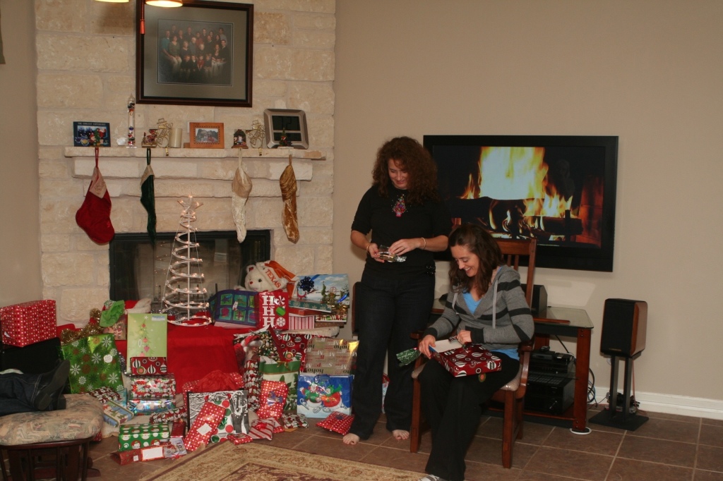 2012-12-24 117 Christmas Eve at T&S.jpg